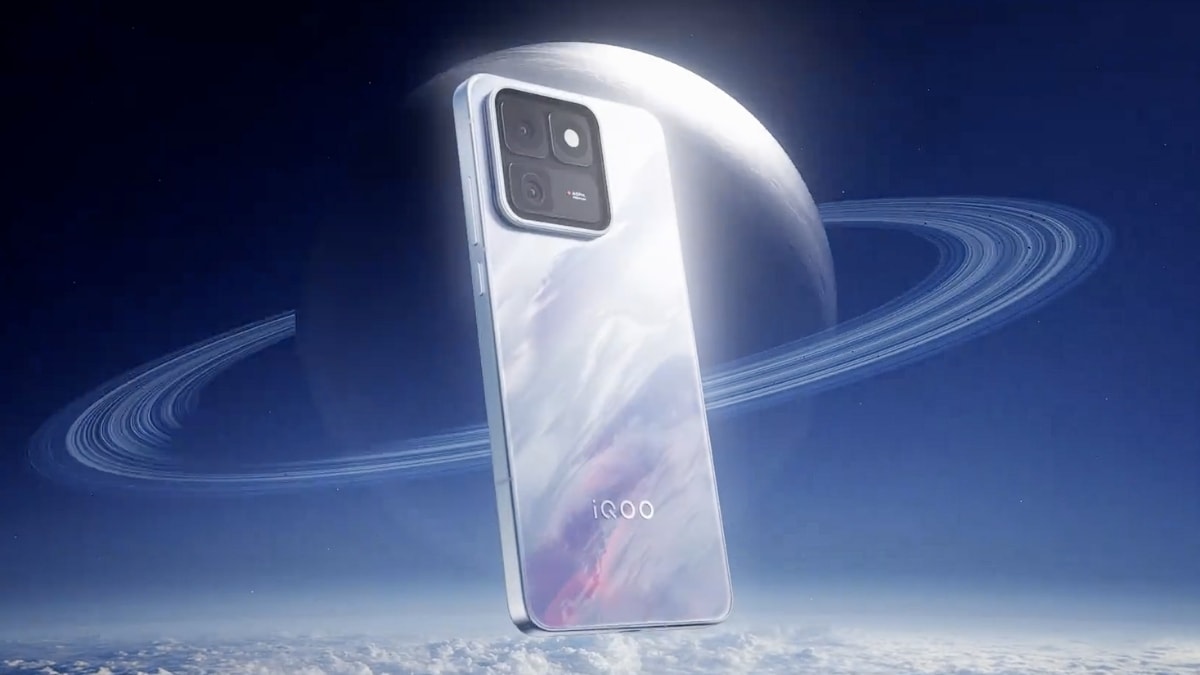 iQOO 15T được trang bị vi xử lý Dimensity 9500 Monster Edition, kết hợp cùng chip eSport Q3