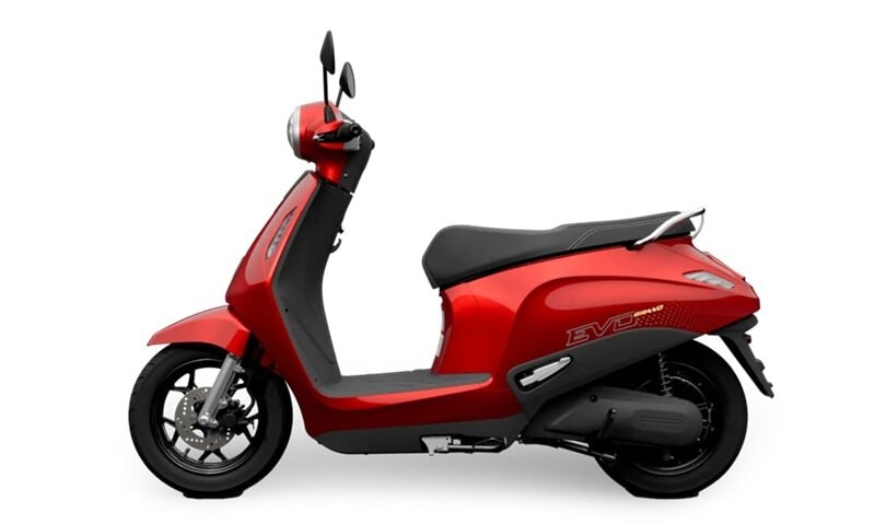 VinFast Evo Grand phiên bản màu đỏ
