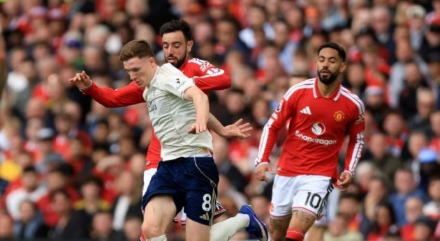 Elliot Anderson tỏa sáng rực rỡ trong trận đấu giữa Manchester United và Nottingham Forest tại Ngoại hạng Anh.