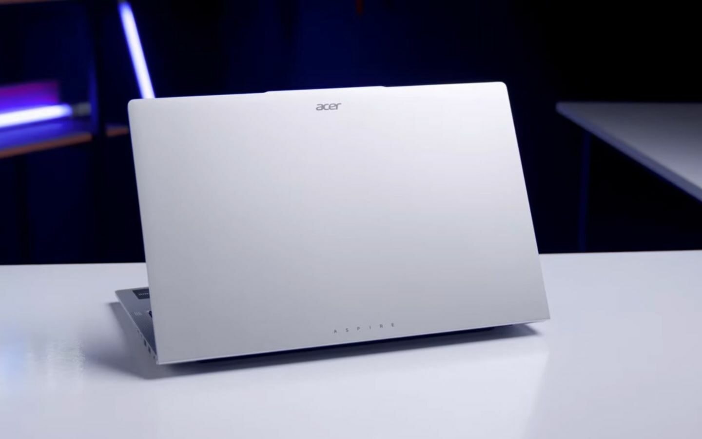 Acer Aspire Lite 15 nổi bật với RAM 16GB và vi xử lý Ryzen mạnh mẽ trong phân khúc dưới 20 triệu
