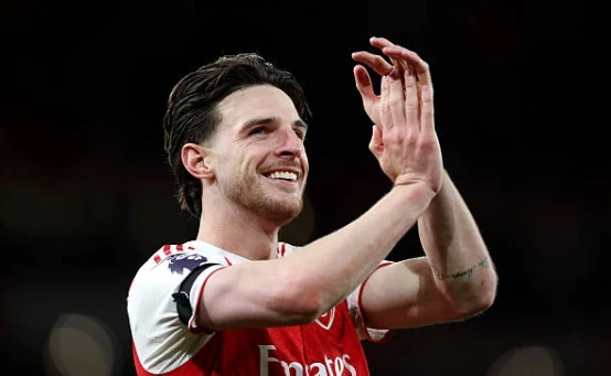 Declan Rice (7.7): Rice thực hiện nhiều pha đánh chặn quan trọng.