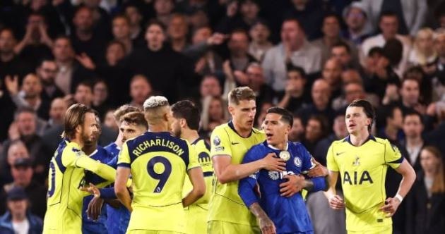 Trận derby London giữa Chelsea và Tottenham diễn ra đầy kịch tính tại Stamford Bridge.