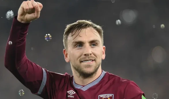 Tiền đạo Jarrod Bowen của West Ham đang là mục tiêu hàng đầu của các ông lớn Ngoại hạng Anh.