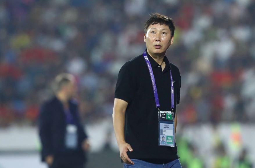 HLV Kim Sang-sik cần tính toán kỹ lưỡng cho lịch thi đấu AFF Cup và FIFA ASEAN Cup.