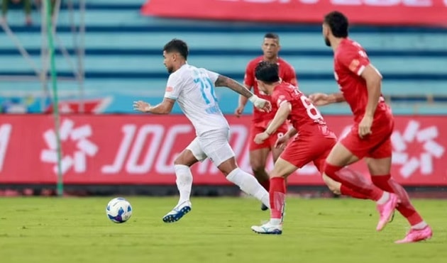 Viettel đang nắm lợi thế lớn trong cuộc đua giành vị trí Á quân V-League 2025/26.