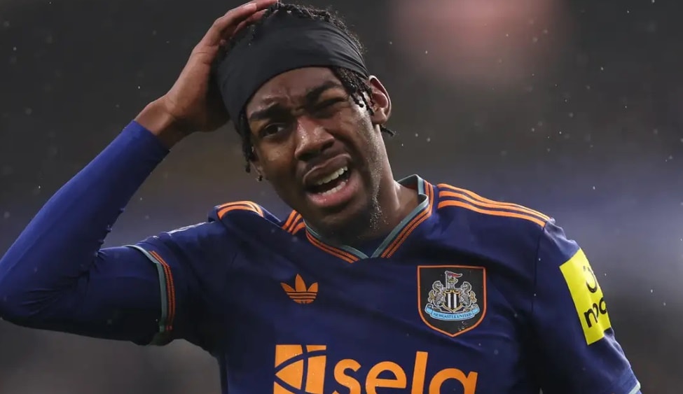 Anthony Elanga thất vọng trong màu áo Newcastle