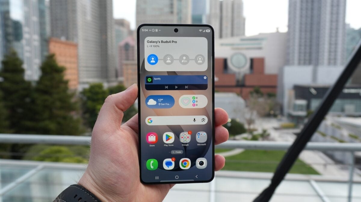 Samsung có thể sử dụng tấm nền BOE cho dòng Galaxy S27