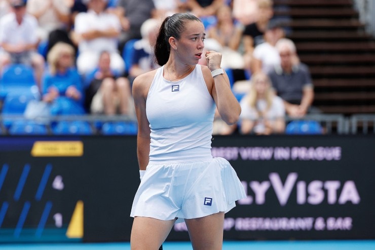 Tay vợt Tereza Valentova của Cộng hòa Séc tại Roland Garros