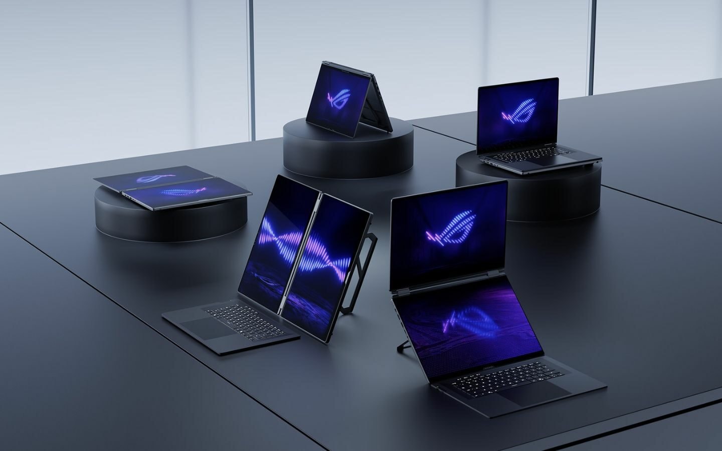 Cổng kết nối trên ROG Zephyrus Duo
