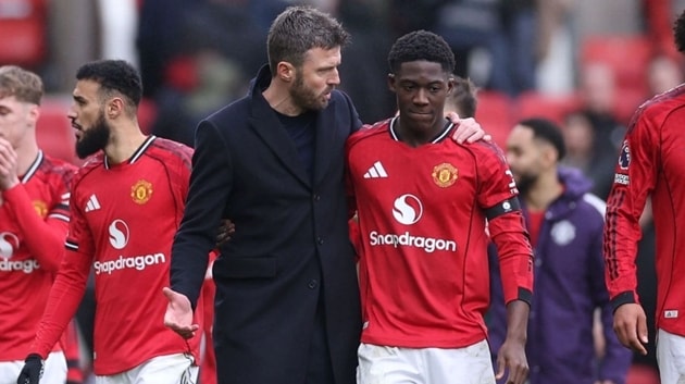 Carrick giúp Manchester United tìm lại cảm hứng chiến thắng và lối chơi tấn công rực lửa.