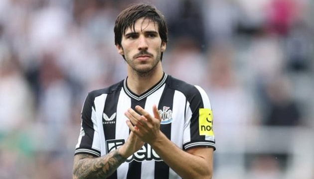 Sandro Tonali là mục tiêu hàng đầu để cải tổ tuyến giữa của Manchester United dưới thời Michael Carrick.