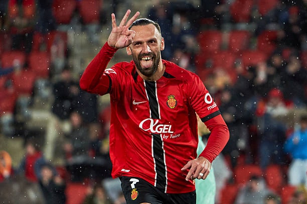 Vedat Muriqi là hiện tượng của La Liga mùa này trong màu áo Mallorca.