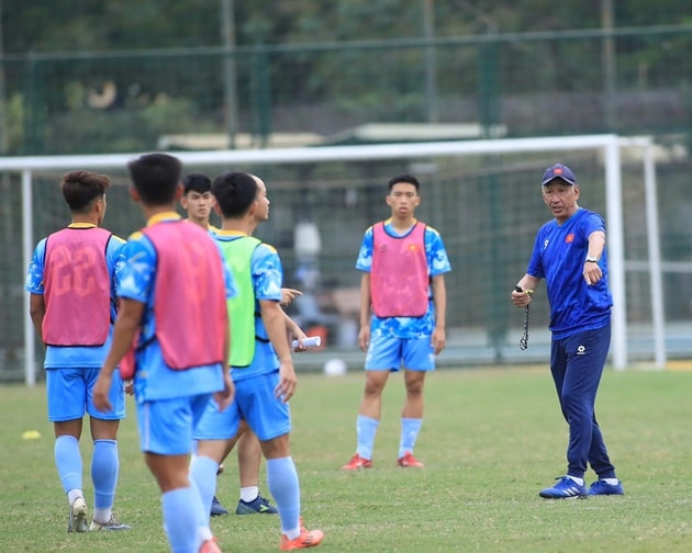 HLV Yutaka Ikeuchi quyết tâm cùng U19 Việt Nam đạt thứ hạng cao tại giải U19 Đông Nam Á 2026.