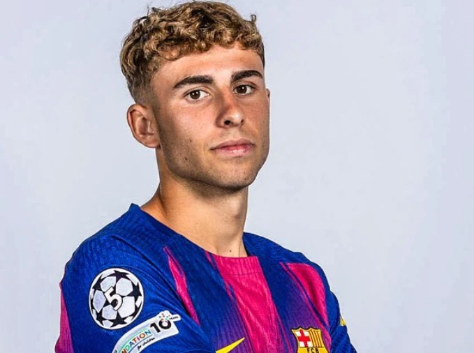 Fermin Lopez lọt tầm ngắm MU và Chelsea.