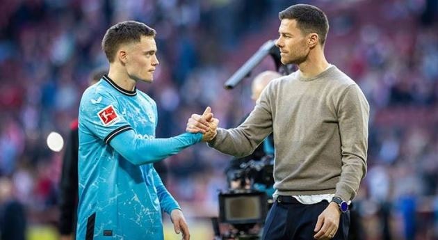 Florian Wirtz trong màu áo thi đấu, mục tiêu hàng đầu của Chelsea