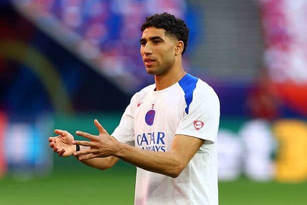 Achraf Hakimi tập luyện trở lại nhưng khả năng đá chính vẫn còn bỏ ngỏ do vấn đề thể lực.