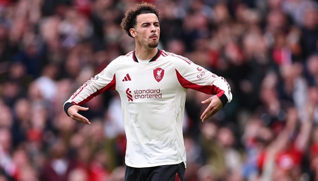 Tiền vệ Curtis Jones của Liverpool đang nằm trong danh sách chuyển nhượng hàng đầu của Inter Milan.