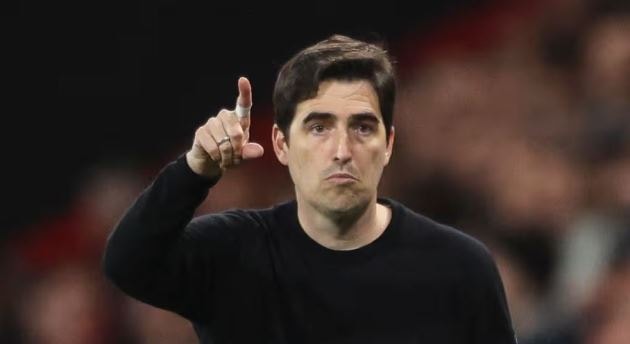 Andoni Iraola được xem là ứng viên hàng đầu thay thế Arne Slot tại Liverpool.