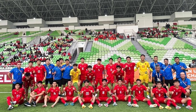 Các cầu thủ U19 Việt Nam ăn mừng chiến thắng trong ngày ra quân tại giải U19 Đông Nam Á 2026.