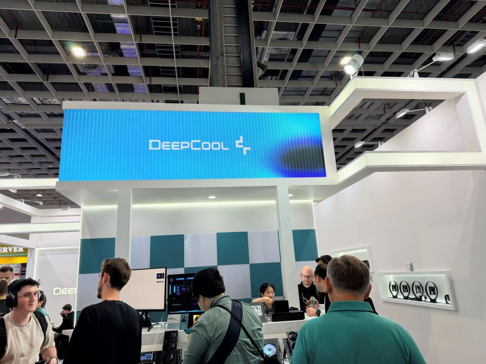 Trưng bày sản phẩm DeepCool tại Computex 2026