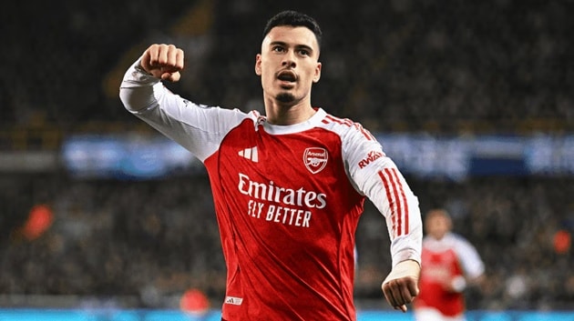 Bayern Munich và PSG cùng quan tâm đến Gabriel Martinelli