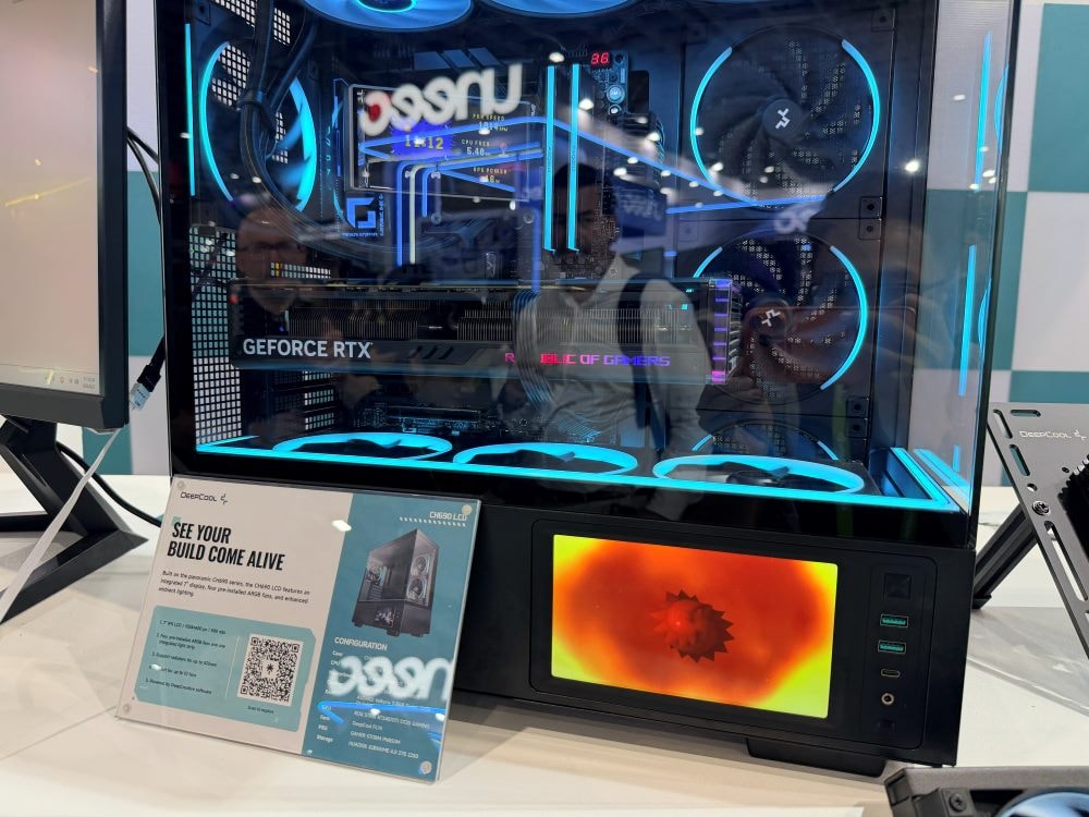 Toàn cảnh khu vực trưng bày của DeepCool tại Computex