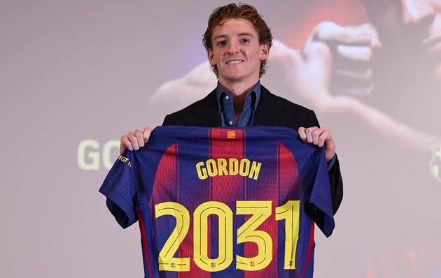Anthony Gordon là bản hợp đồng đắt giá của Barcelona trong mùa hè năm nay.