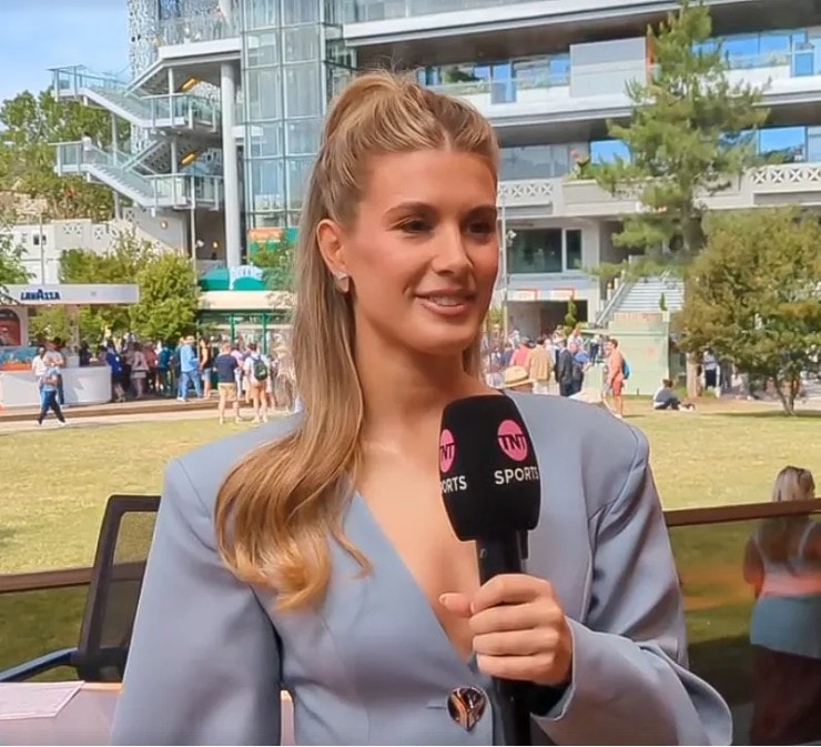 Bouchard sẽ vừa làm bình luận viên vừa thi đấu giải biểu diễn ở Wimbledon 2026