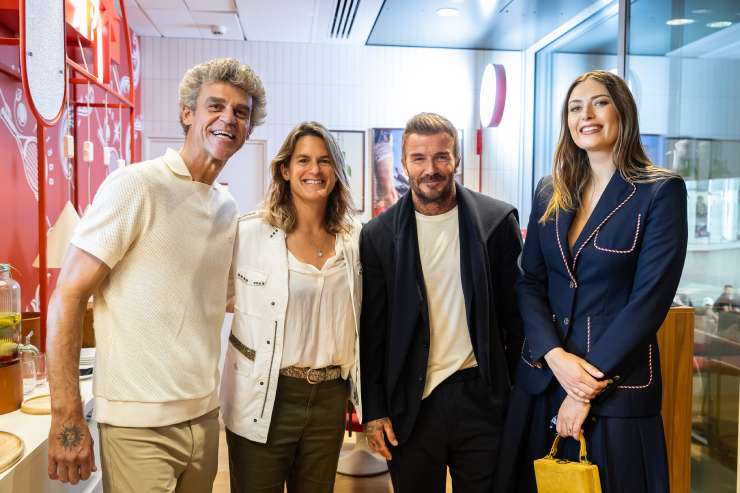 Bộ ba huyền thoại Maria Sharapova, David Beckham và Gustavo Kuerten cùng hội ngộ tại khu vực VIP.