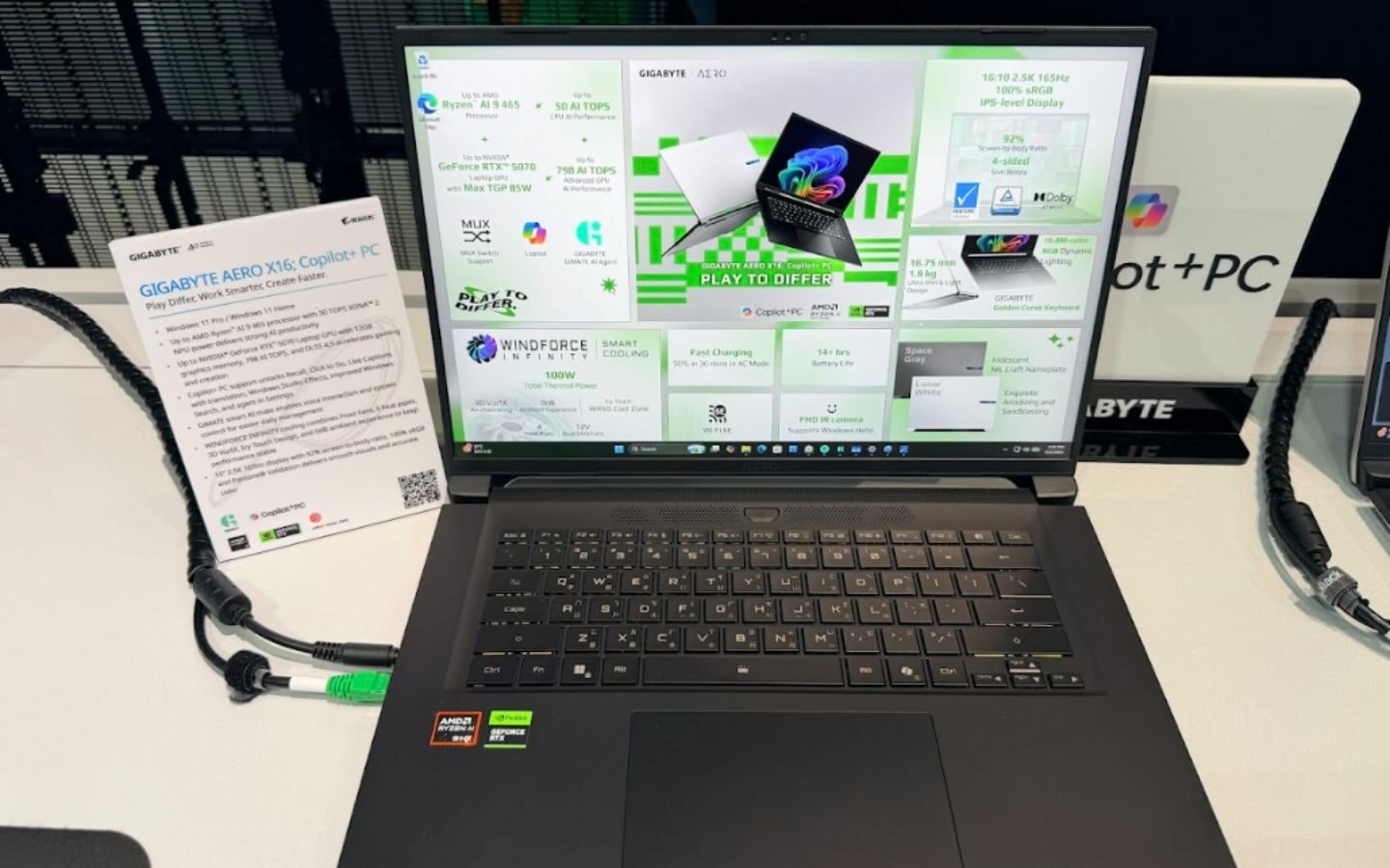 Laptop AERO X16 Copilot+ PC đạt giải thưởng thiết kế Red Dot Design Award