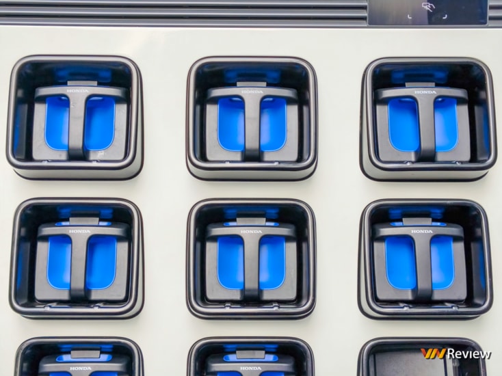 Hệ thống trạm đổi pin Honda e BATTERY STATION