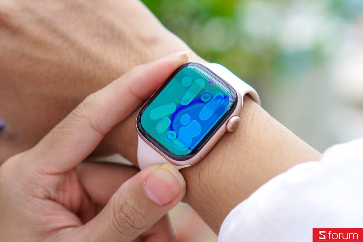 Các mẫu Apple Watch thế hệ mới hiện đang được bán trên cửa hàng tân trang của Apple