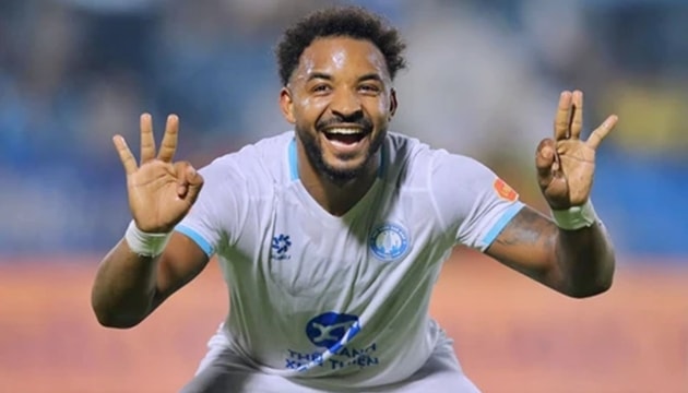 Nguyễn Xuân Son lấy lại sự tự tin sau cú hat-trick vào lưới Sông Lam Nghệ An