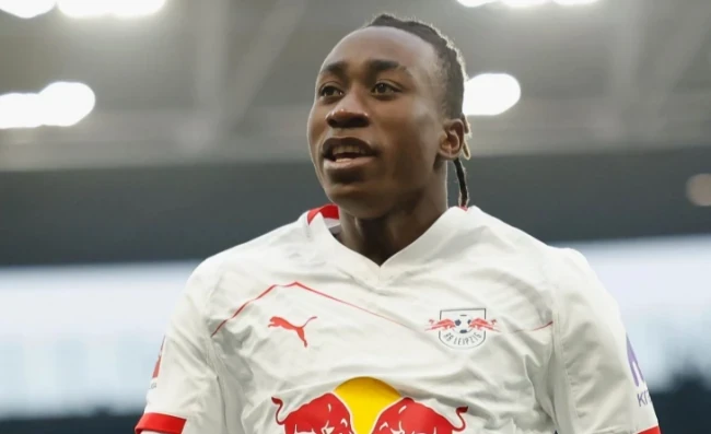 Yan Diomande là mục tiêu hàng đầu của Liverpool và PSG tại chợ hè 2026.
