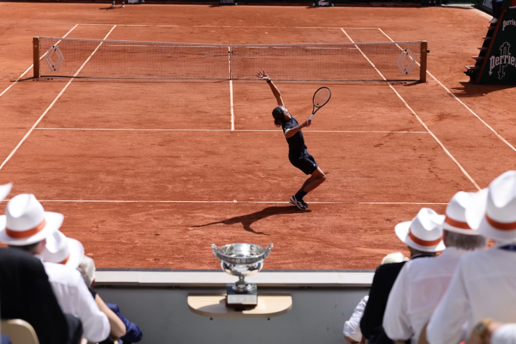 Alexander Zverev vượt qua nỗi đau chấn thương và thất bại để đăng quang tại Roland Garros