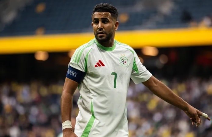 Riyad Mahrez là niềm hy vọng số một của đội tuyển Algeria tại bảng J.