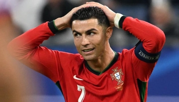 Cristiano Ronaldo dành trọn tâm huyết săn vàng World Cup 2026, ngày hội bóng đá lớn nhất hành tinh có thể là cuối cùng của bản thân.