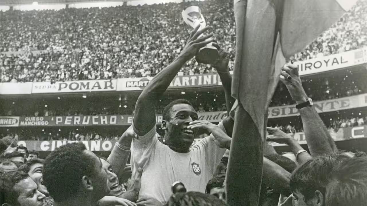 Pele vĩ đại nhất lịch sử World Cup