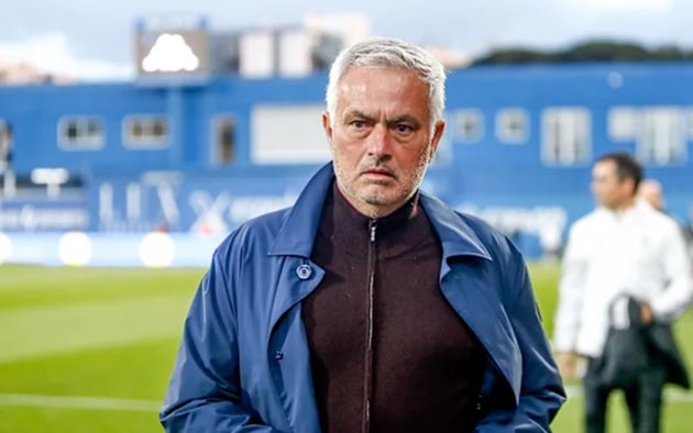 Jose Mourinho chính thức trở lại dẫn dắt Real Madrid sau 13 năm