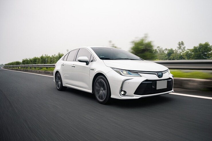 Toyota Corolla Altis 2026 là lựa chọn sedan hạng C tin cậy