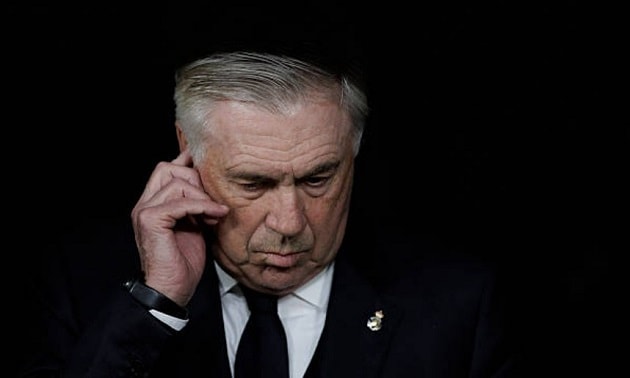 HLV Carlo Ancelotti đối mặt với bài toán định hình lối chơi cho Brazil.
