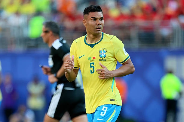 Casemiro (6.2): Trải qua trận đấu tệ hại khi không thể bắt kịp nhịp độ nhanh của đối thủ và phải rời sân sớm.