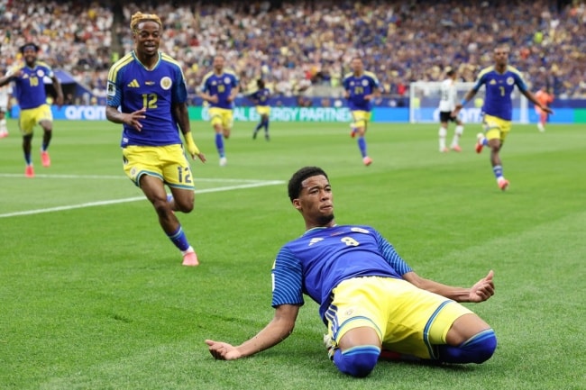 Cầu thủ Curacao ăn mừng bàn thắng lịch sử tại đấu trường World Cup.