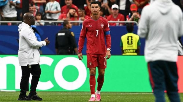 Cristiano Ronaldo gây thất vọng trong trận hòa của Bồ Đào Nha trước CHDC Congo tại World Cup 2026.