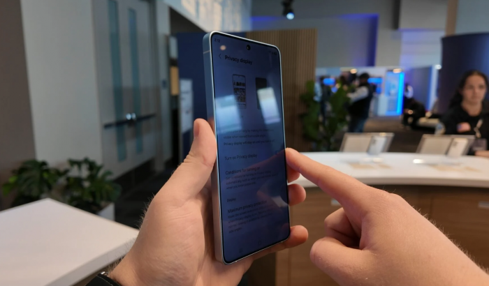 Công nghệ màn hình Privacy Display trên Samsung Galaxy S26 Ultra