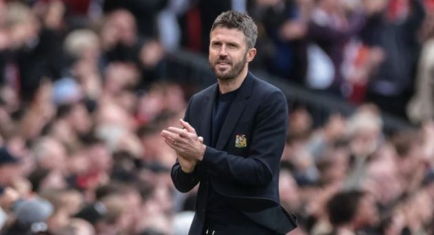 Michael Carrick hướng tới việc đưa Manchester United trở lại vị thế ứng viên vô địch.