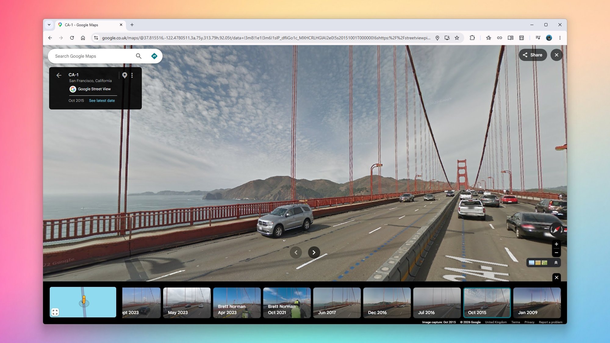 Giao diện Street View trên Google Maps cho phép xem lại hình ảnh cũ trong quá khứ