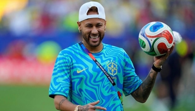 Neymar đã sẵn sàng tái xuất trong màu áo đội tuyển Brazil