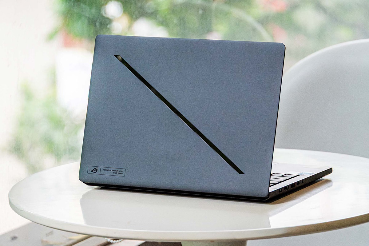 Thiết kế mỏng nhẹ của ROG Zephyrus G14 và G16