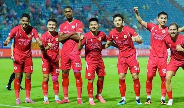 CAHN đang sở hữu đội hình có nhiều hảo thủ.